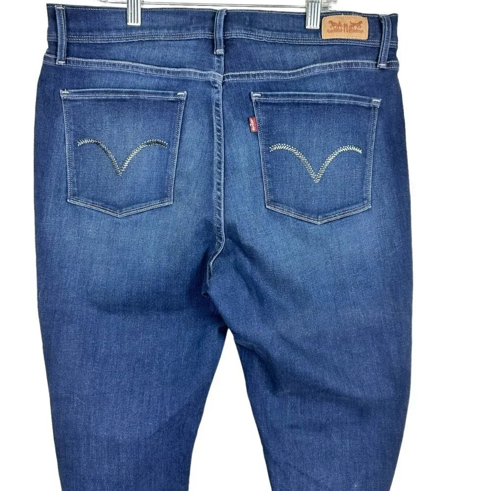 Levi’s Perfectly Slimming 512 Straight‎ Leg Jeans 33/29